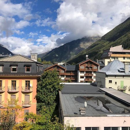 Superbe Studio Refait A Neuf Et Tout Equipe Avec Parking Chamonix Bagian luar foto