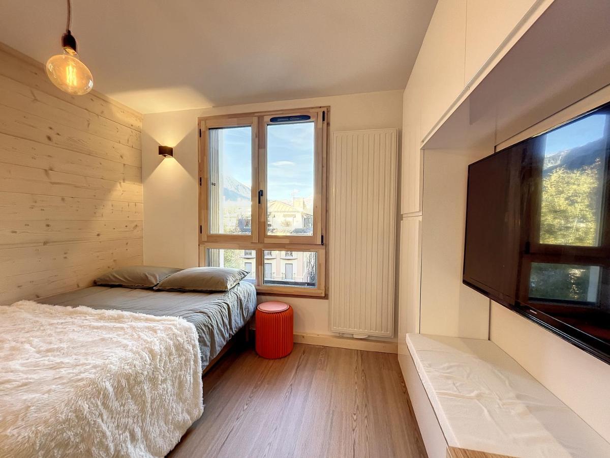 Superbe Studio Refait A Neuf Et Tout Equipe Avec Parking Chamonix Bagian luar foto