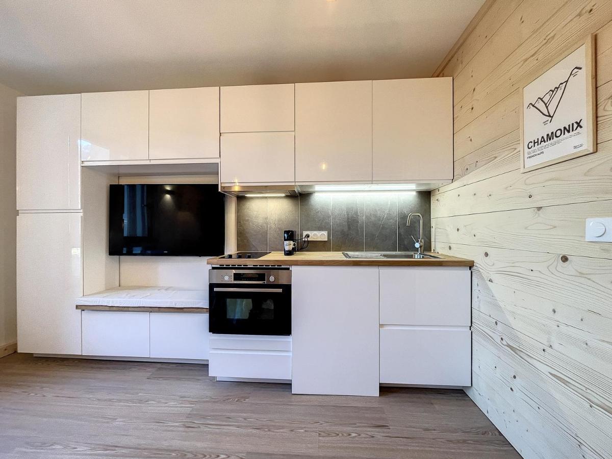Superbe Studio Refait A Neuf Et Tout Equipe Avec Parking Chamonix Bagian luar foto
